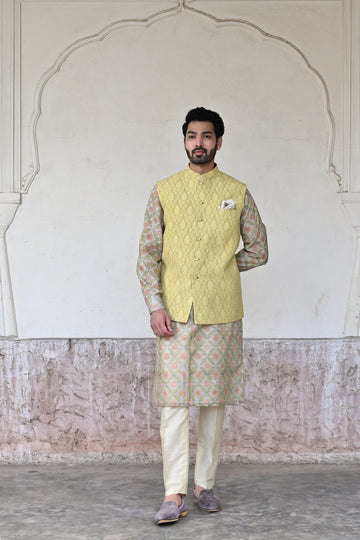 Unlocking Elegance: Gaurav Katta's Designer Men's Jacket Sets in Jaipur