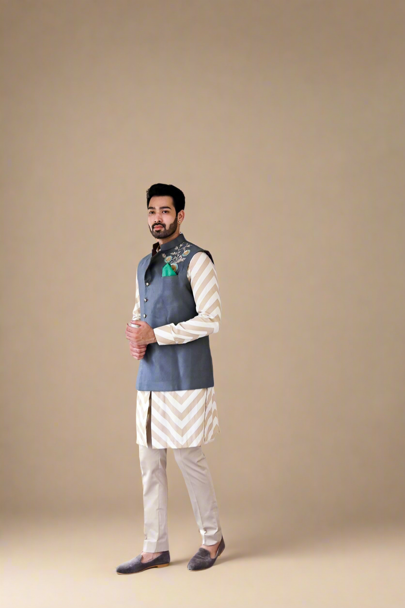 Zardosi Pure Chintz Jawahar Jacket (Grey)