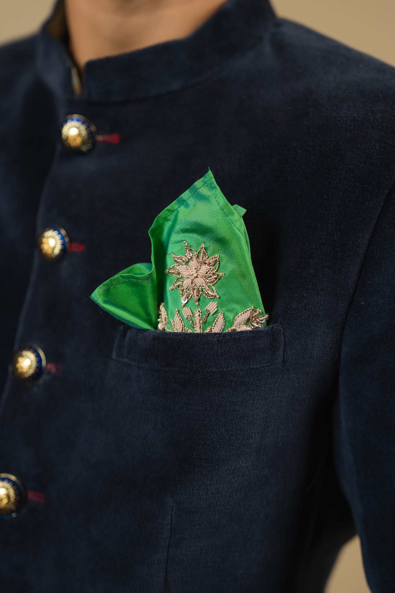 Zardosi Buti Silk Pocket-Square (Green)
