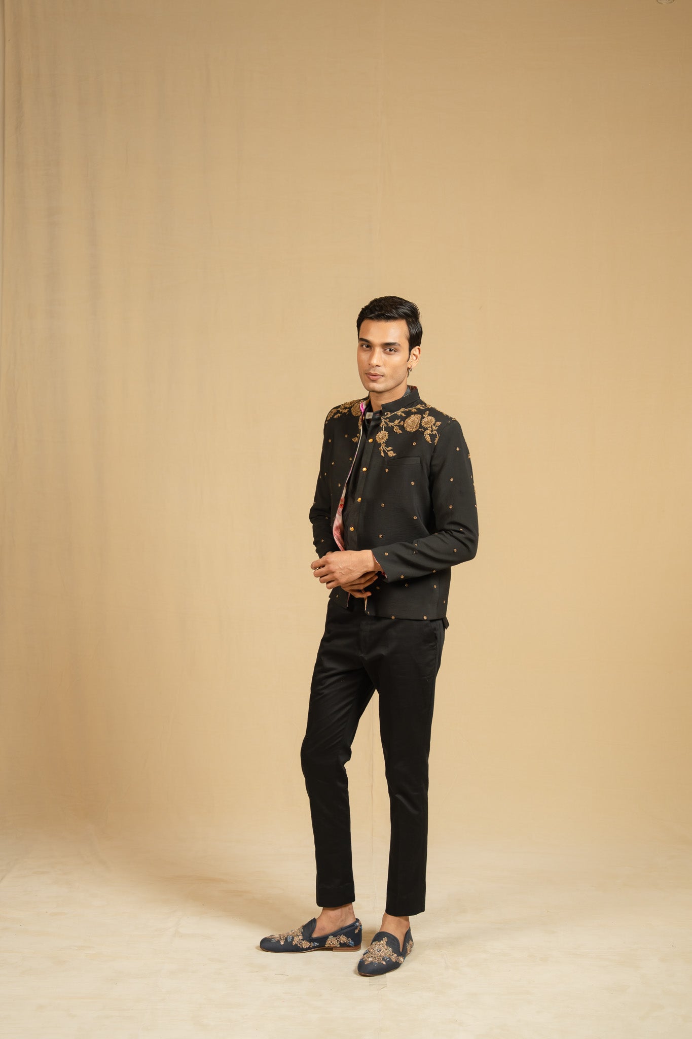 Zardosi Silk Jacket (Black)