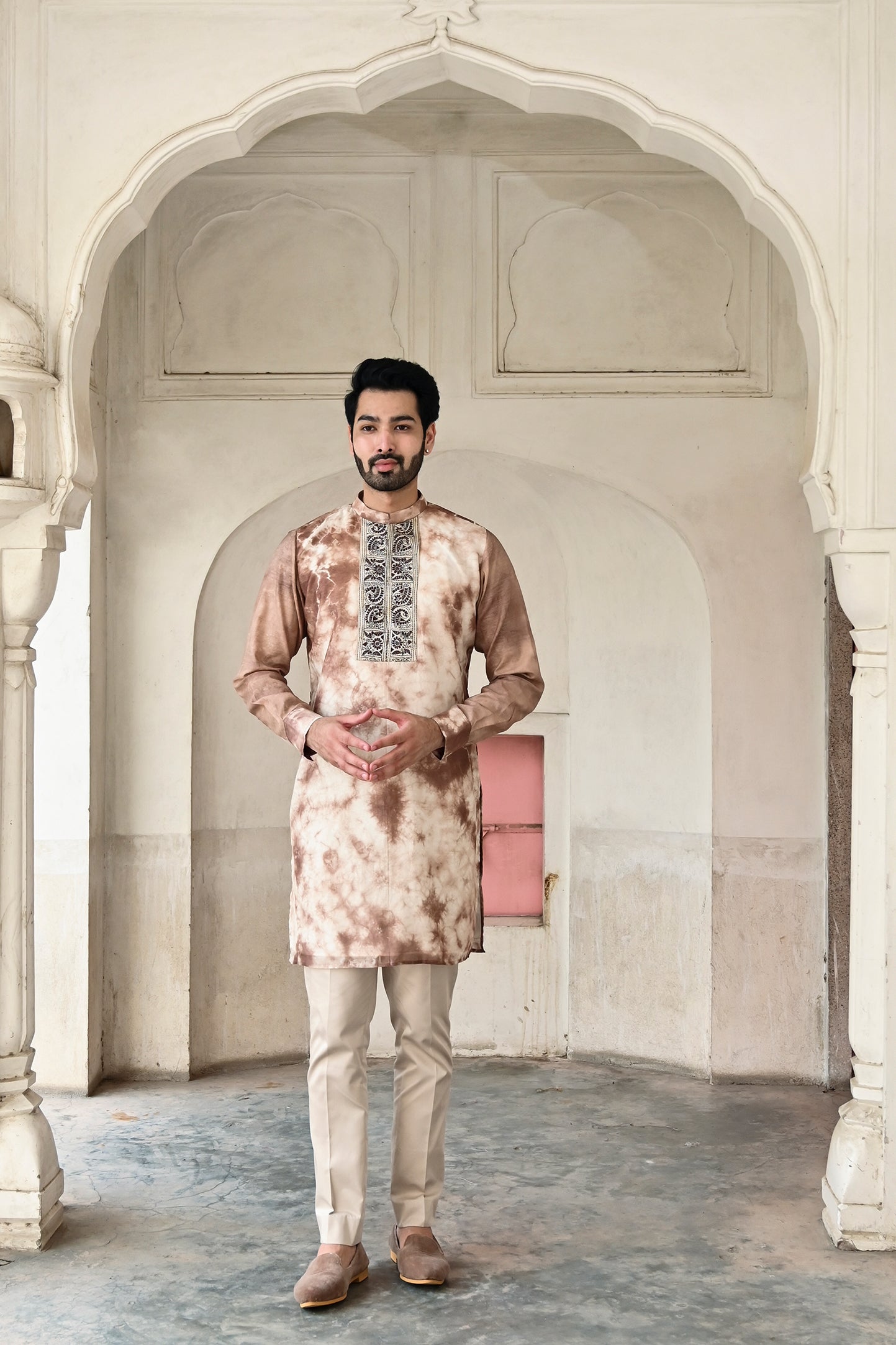 Buy brown pure silk tie dye kurta with Aligarhi trouser for men online