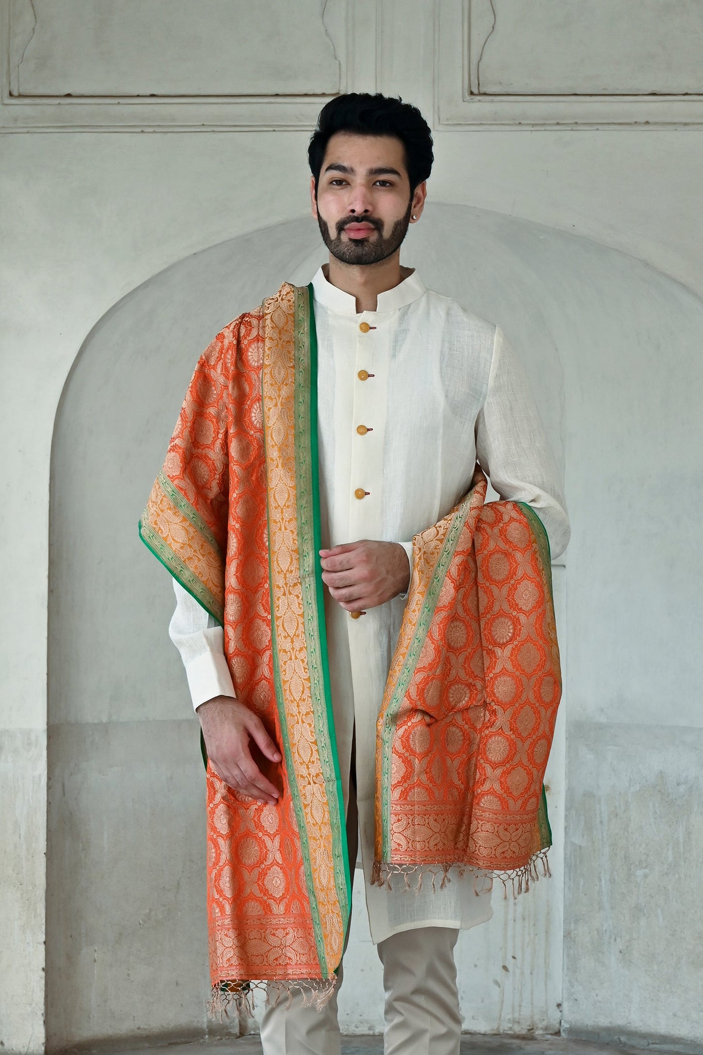 Trendy white linen kurta set for men's fashion