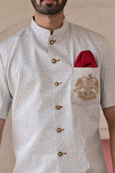 Stylish Ivory shirt for men in Italian cotton