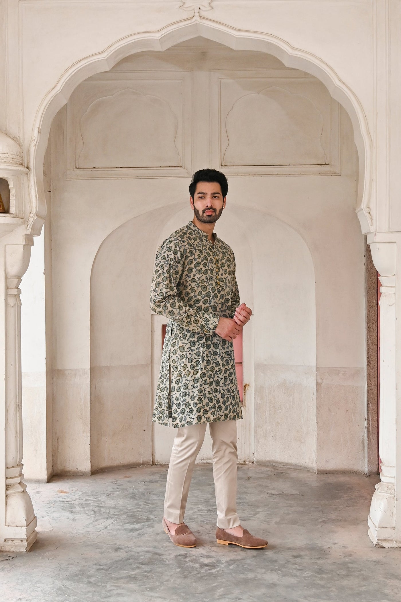 Stylish grey designer kurta set for men