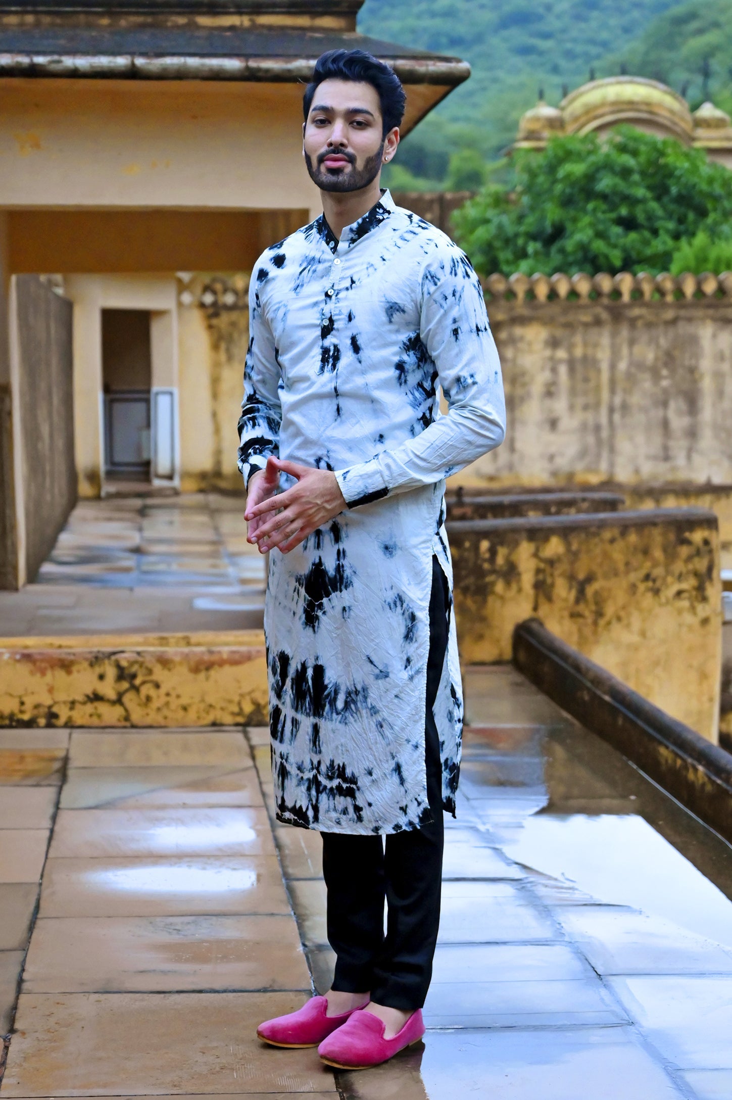 Shop men's white hand tie-dye kurta with straight pant online