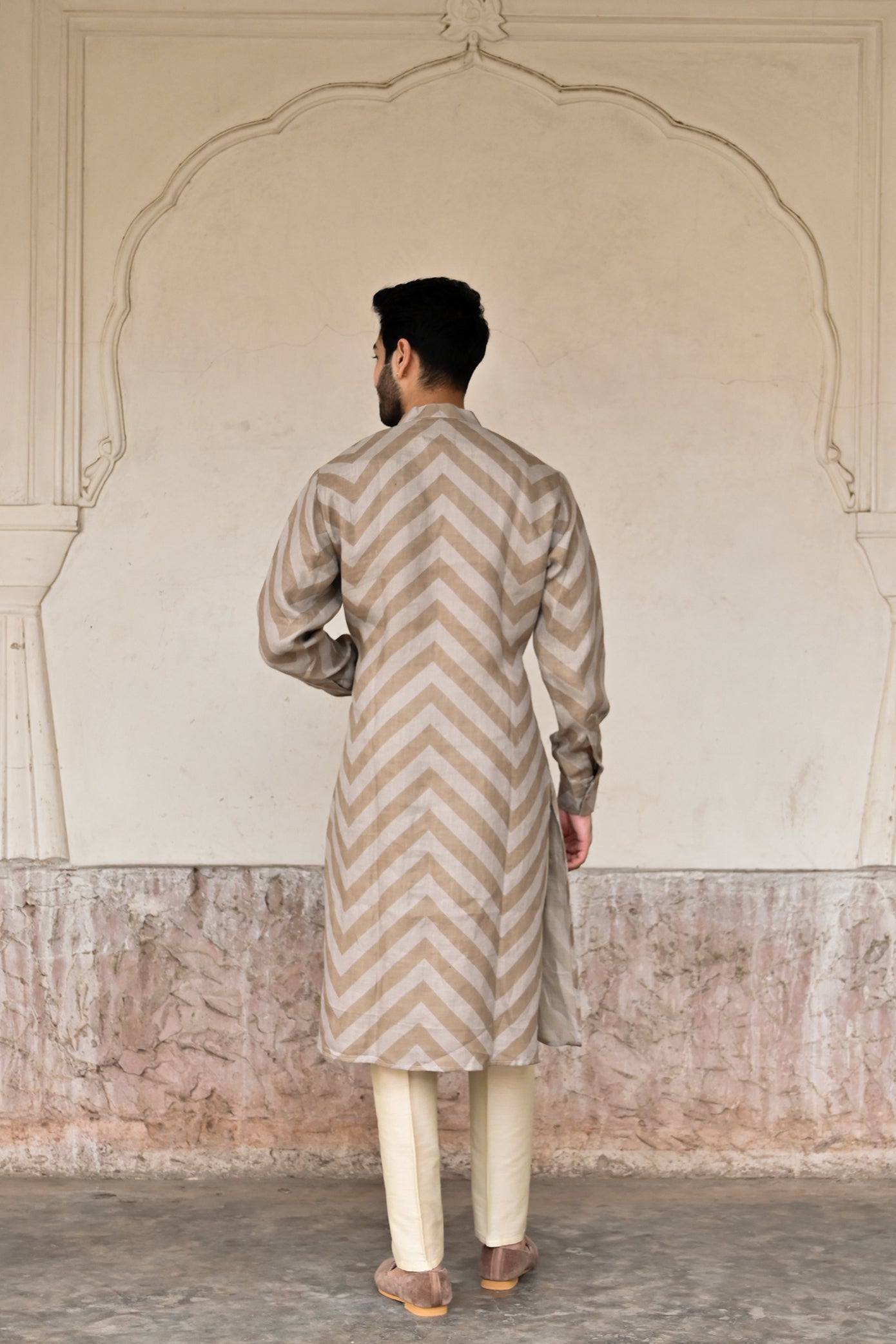 collection of grey brown wave print kurta with trouser for men