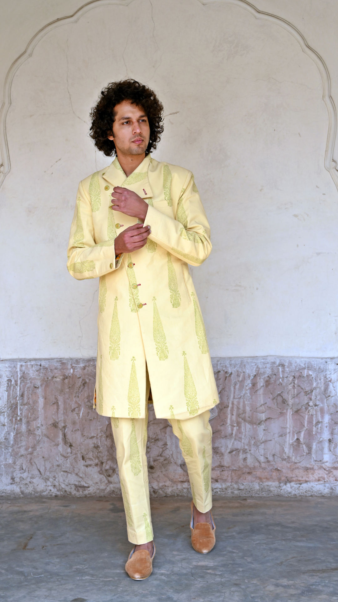 yellow lapel jacket for men